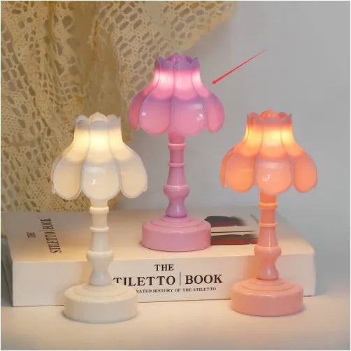 Retro pagoda lotus small night lamp in white with geometric stereo design and built-in battery