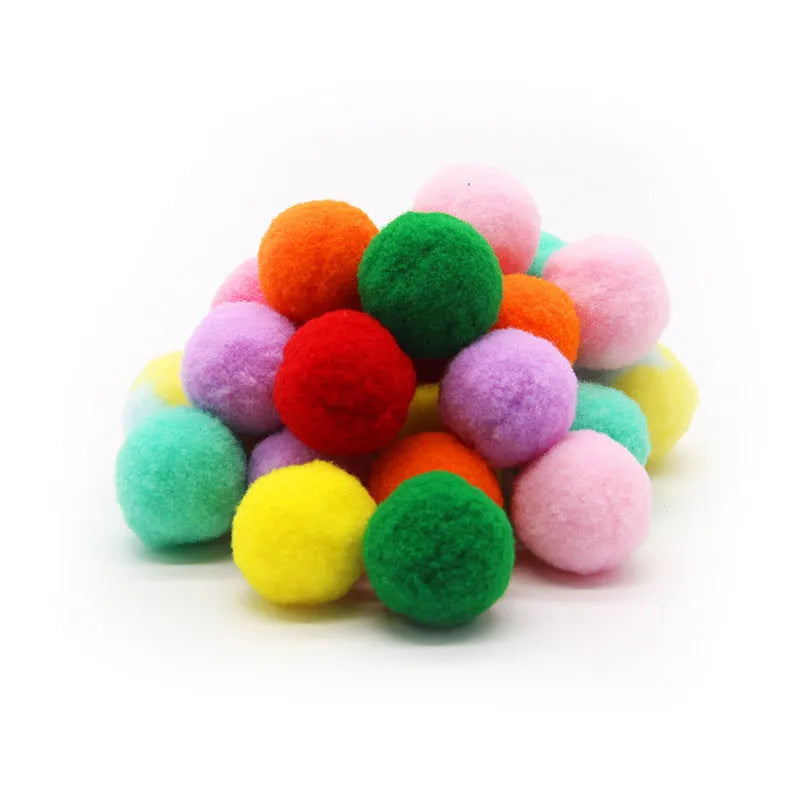 Plush pet toy launch gun with colourful yarn balls for indoor cat and dog play