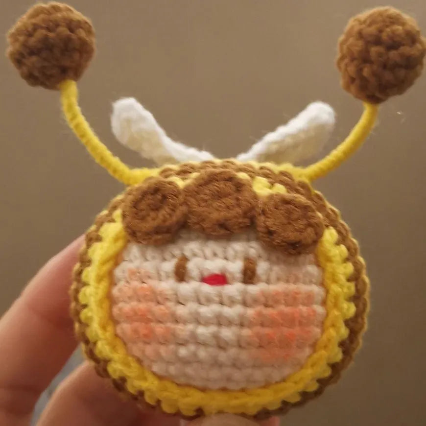 Handmade crocheted bee colony plush pendant with beehive and bee for woolen dolls