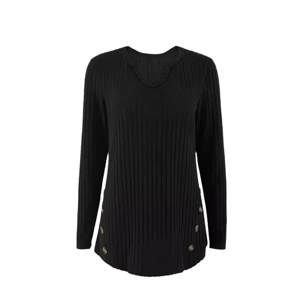Casual solid colour knitted button sweater in polyester fabric with regular sleeves