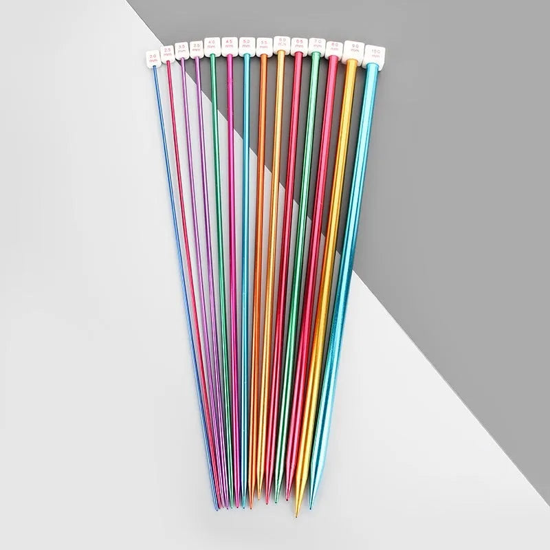 Aluminium alloy crochet hook set showing multiple sizes from 2.0mm to 9.0mm with protective caps