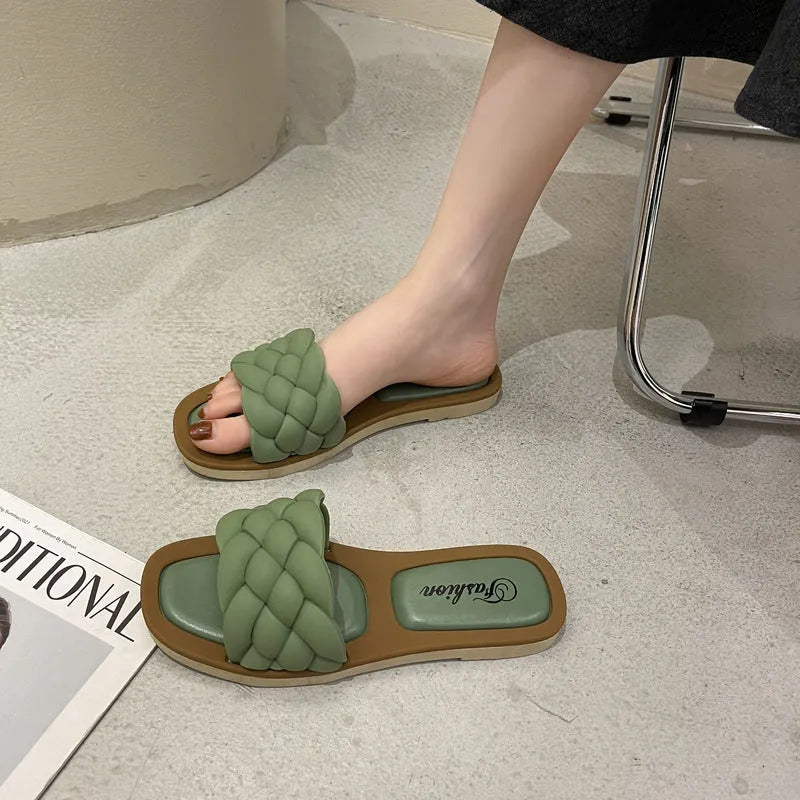Women's plaid pattern PVC beach sandals with thick anti-skid soles