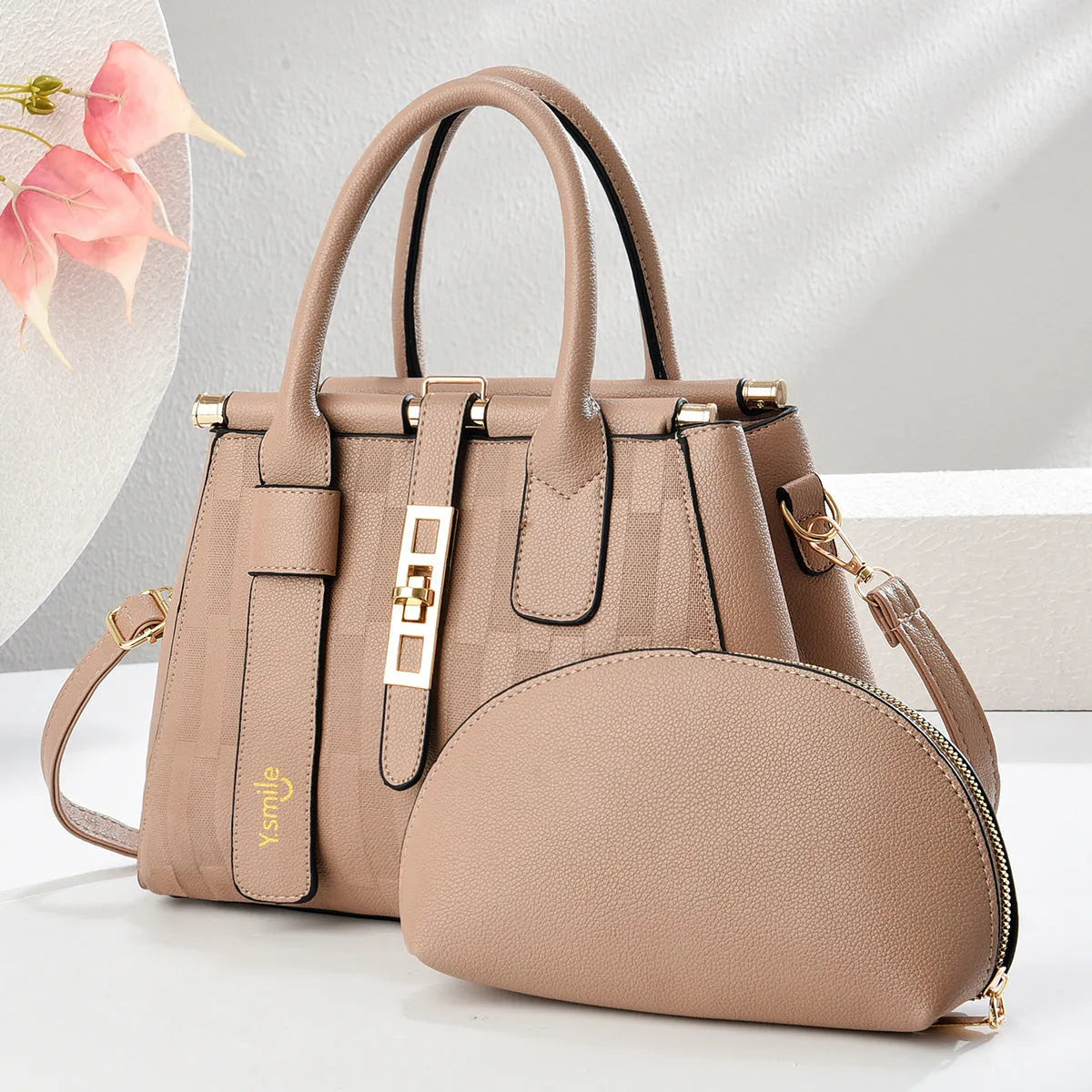 Round women's crossbody shoulder bag in PU leather, shown in one of seven available colours.