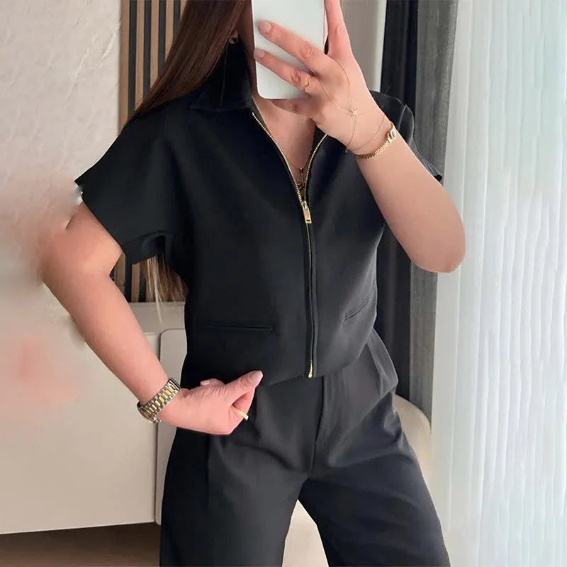 Damascus pattern loose casual top in black, white or yellow with short sleeves