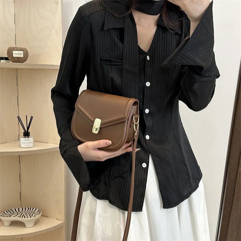 Soft PU leather clamshell messenger bag with horizontal square shape in four colour options