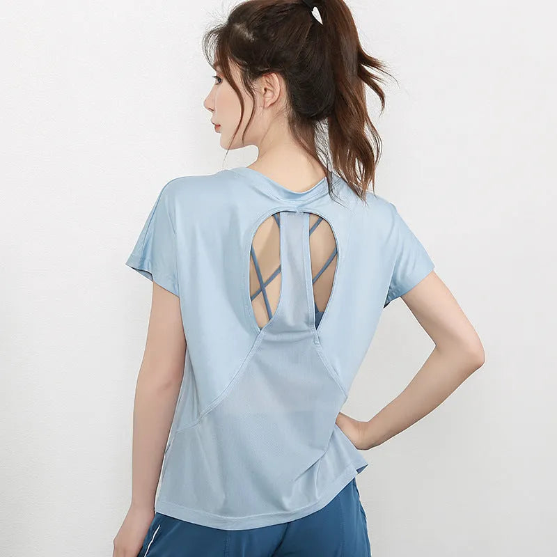 Women's short sleeve polyester sports t-shirt for yoga and running in pink
