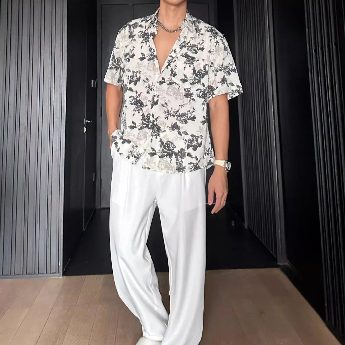 Men's loose casual short sleeve shirt with floral pattern in black or white colours