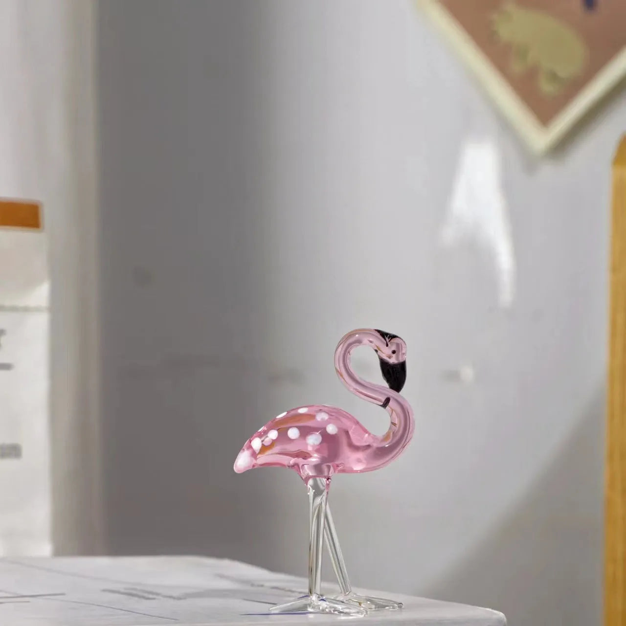 Pink crystal flamingo decorative sculpture for tabletop display in modern home décor