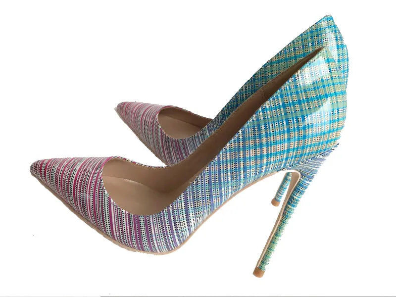 Ladies pointed-toe high heels in a pink to blue gradient patent leather with a rubber sole.