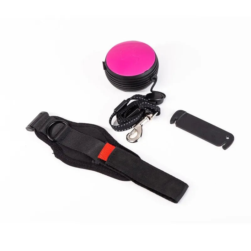 Automatic retractable dog leash with nylon construction and one-touch brake in various colours