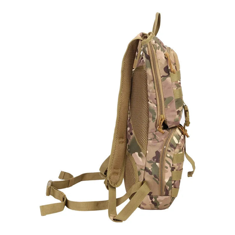 Multifunctional large capacity bicycle cycling tactical water bag in camouflage Oxford cloth with back plate