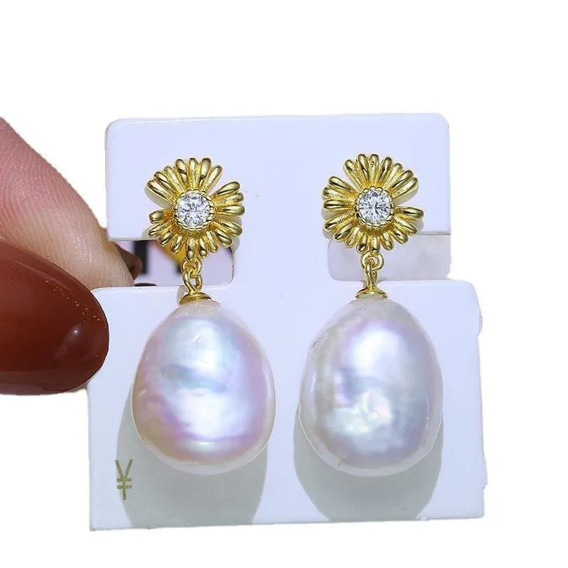 A pair of baroque-style flower earring frames in S925 sterling silver, shown in gold and silver colour options.