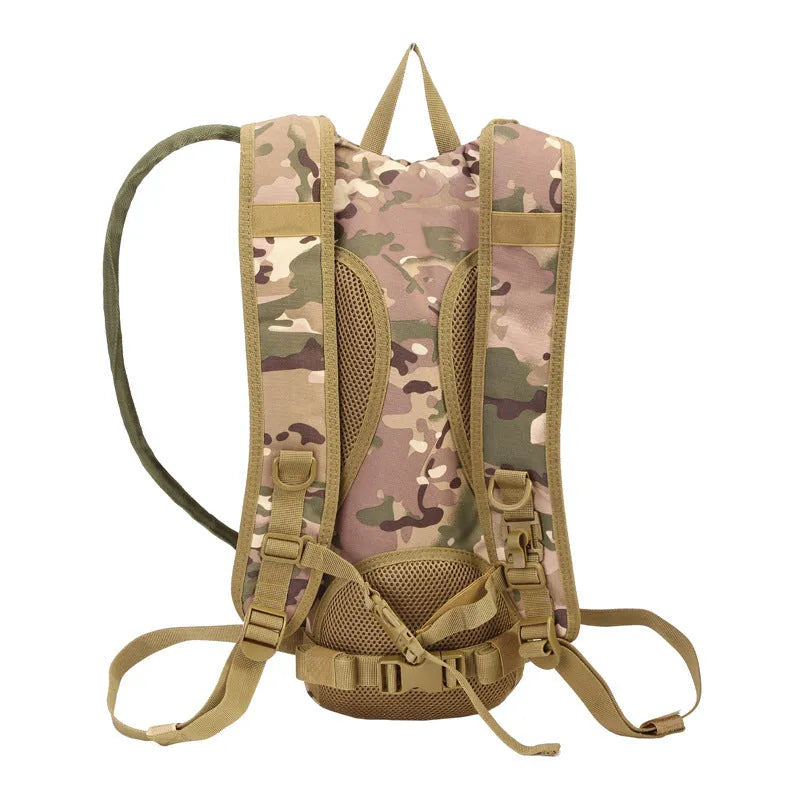 Multifunctional large capacity bicycle cycling tactical water bag in camouflage Oxford cloth with back plate