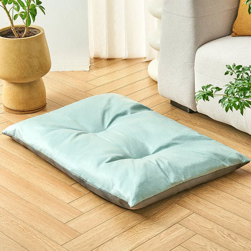 Cool summer cat nest sleeping mat pet bed in Blue, size L, on a floor