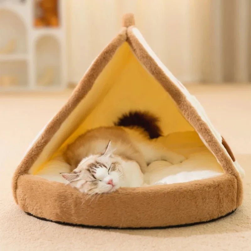 Warm winter cat tent made of felt in green colour, folded and ready for use