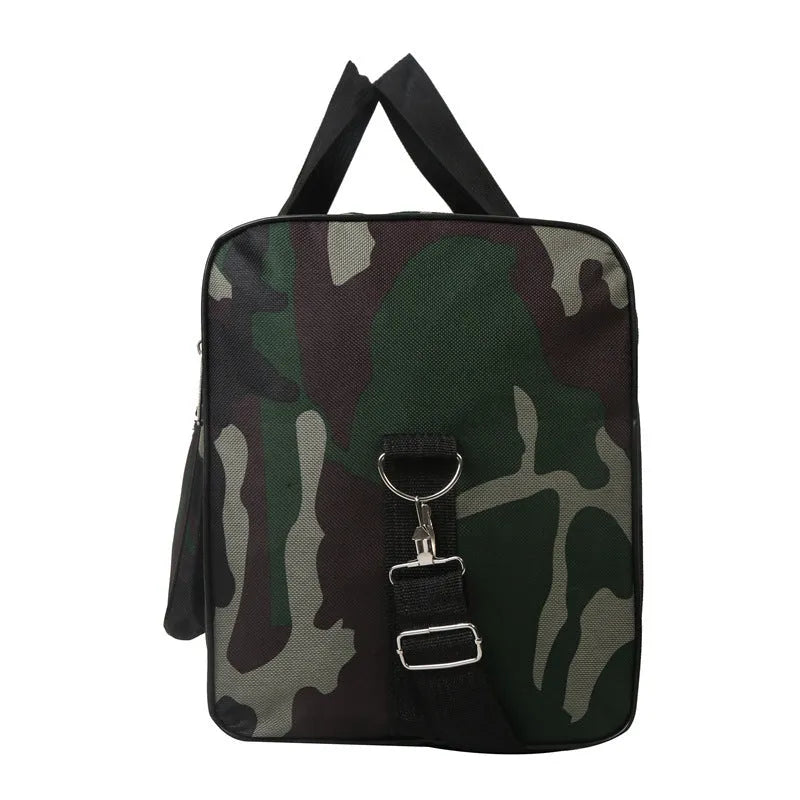 Camouflage pattern luggage bag with waterproof fabric and 20L capacity