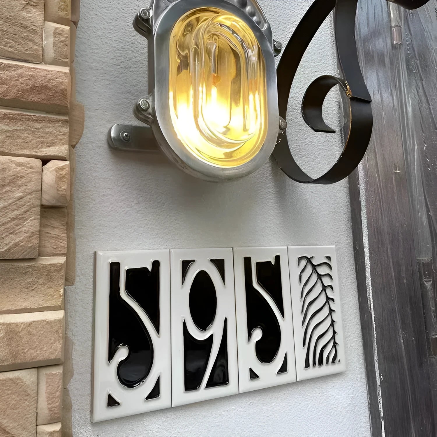 Handmade ceramic retro doorplate with white enamel numbers on blue background, measuring 76mm by 152mm