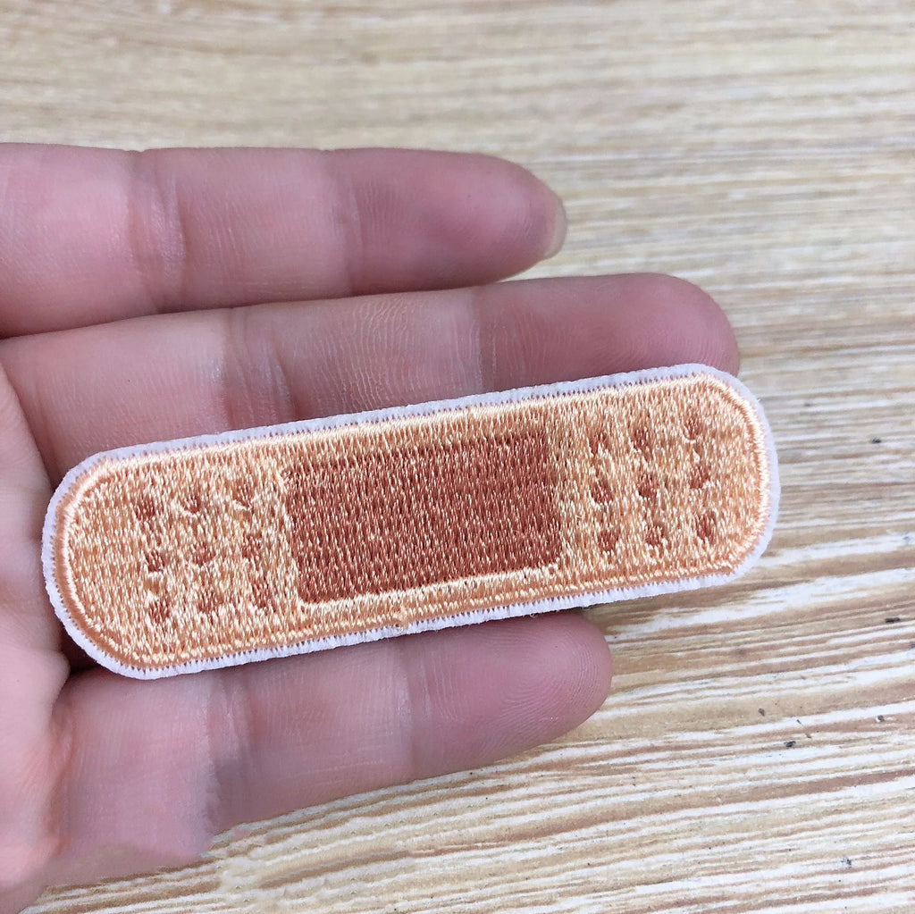 Set of 10 computer embroidered iron-on patch badges with full embroidery construction for clothing decoration