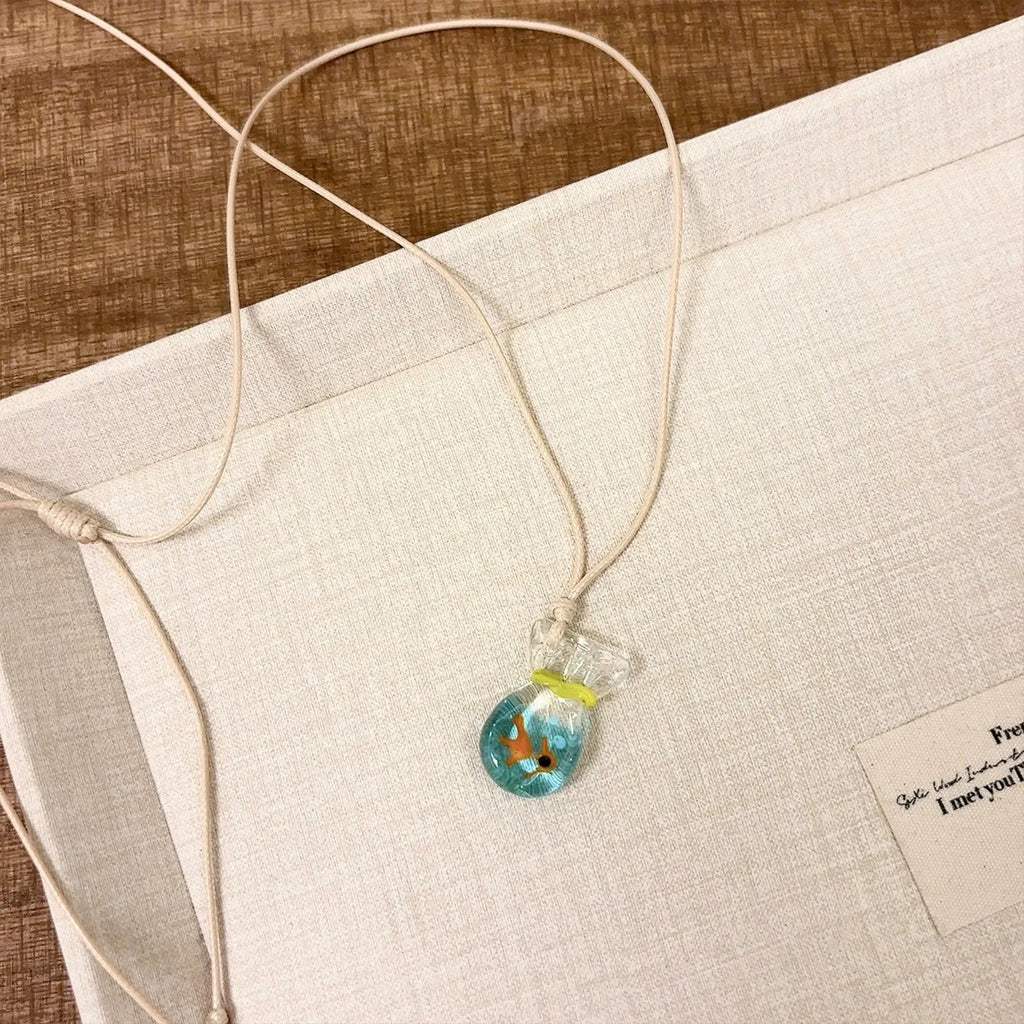 Women's joker character pendant necklace with a cotton and linen clavicle chain.