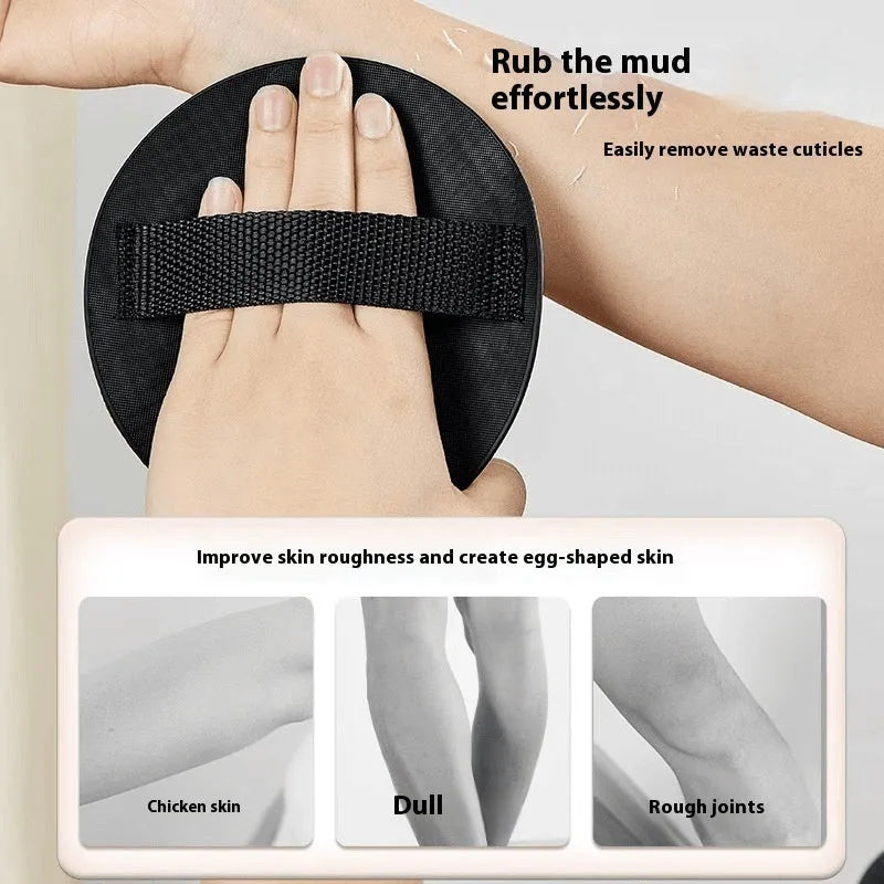 Round cake finger style rubber bath gadget with integrated finger strap
