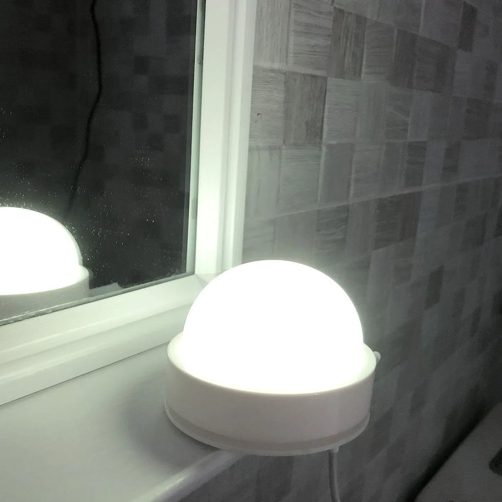Colorful 3D shooting night light with remote control and touch switch, ABS shade, gradient colours