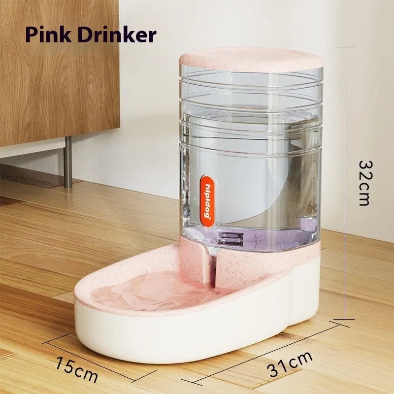 Automatic gravity-fed pet feeder or water fountain with 3.8-litre reservoir in blue, green, grey, or pink colour.