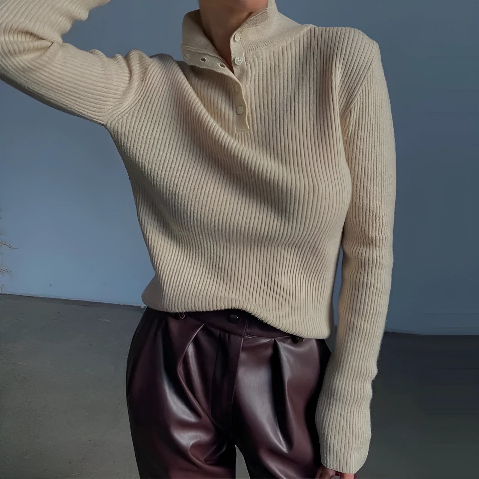 Retro half turtleneck pullover sweater with single-breasted placket in slim fit design
