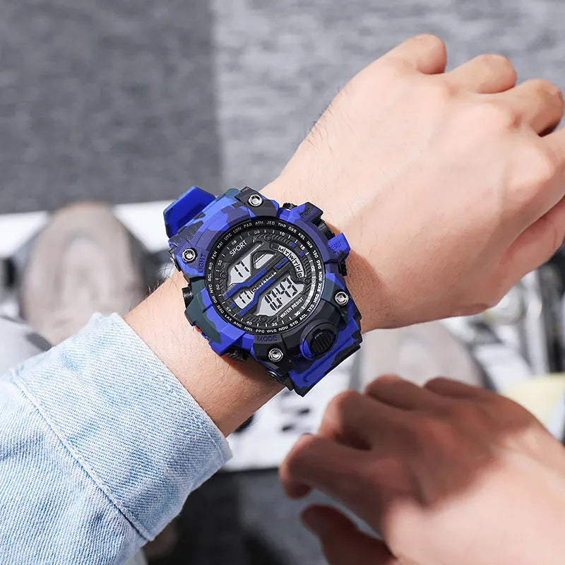 Men's sports watch with large dial, waterproof to 10m, digital display, available in blue