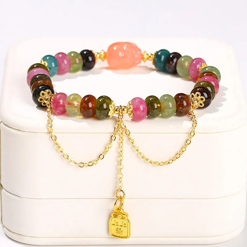 Natural crystal jade bracelet for women, fresh green colour, new Chinese style with manual processing.