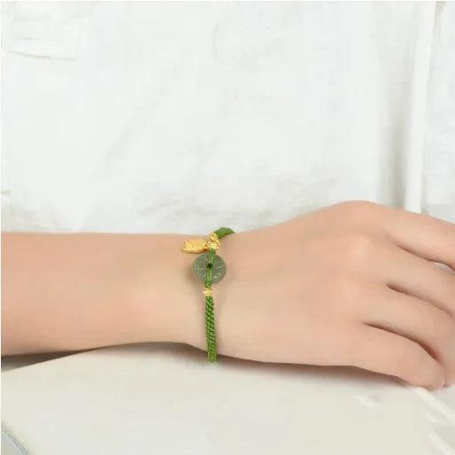 Hand-woven flexible wire bracelet with Hetian jade safety buckle in green national style