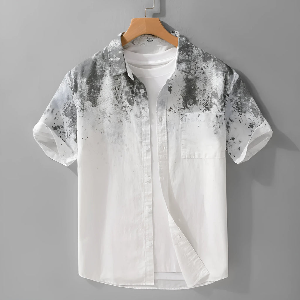 Menswear pure cotton hanging dyed short-sleeved shirt in green, loose cardigan-style fit, front view