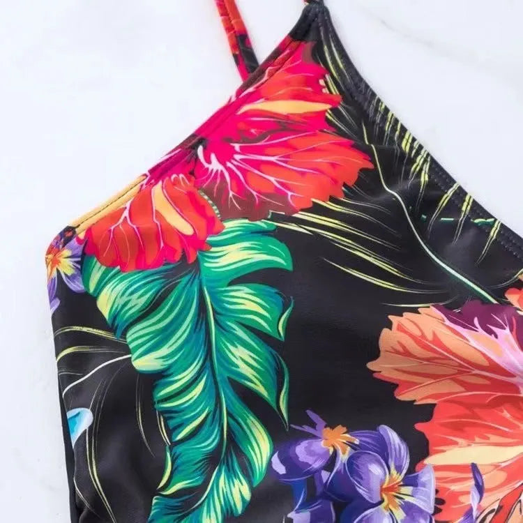Black women's high waist briefs printed split bikini set for sports and swimming activities