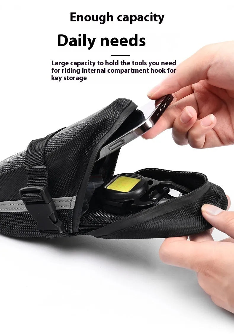 Black polyester cycling quick release tail bag 20x8x6cm for mountain bike saddle storage with padding