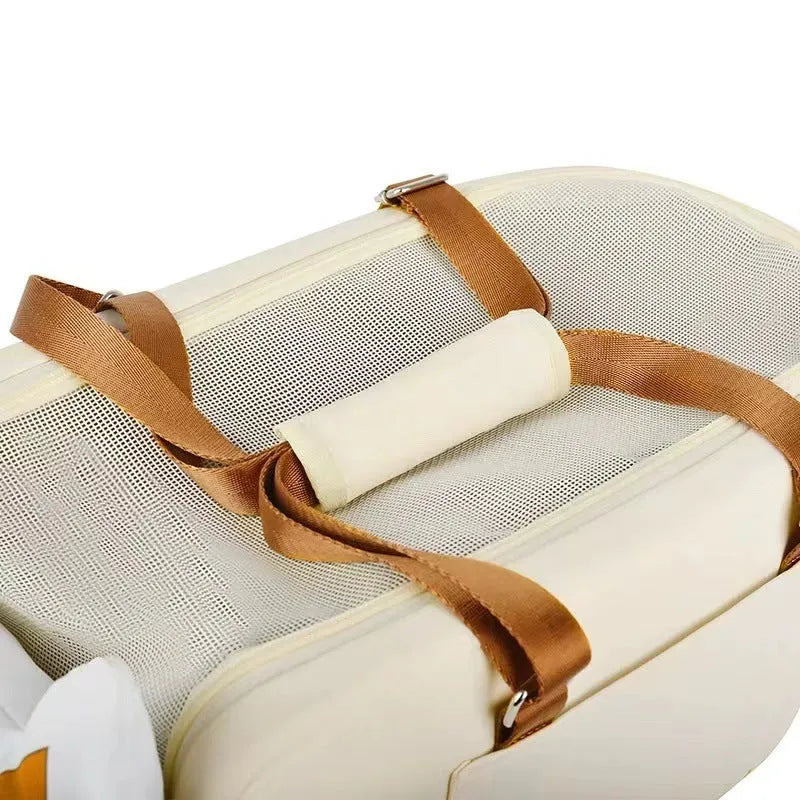 One-shoulder portable cat flight case in beige with EPE padding for pets under 15 kg