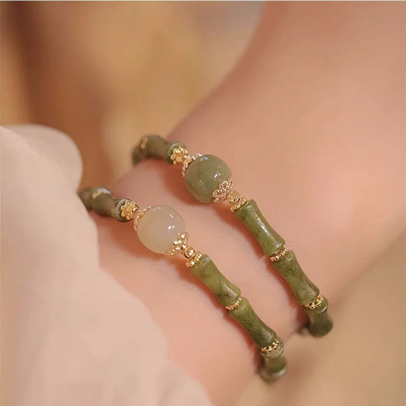 Hetian jade round bracelet for women in simple style with smooth stone texture