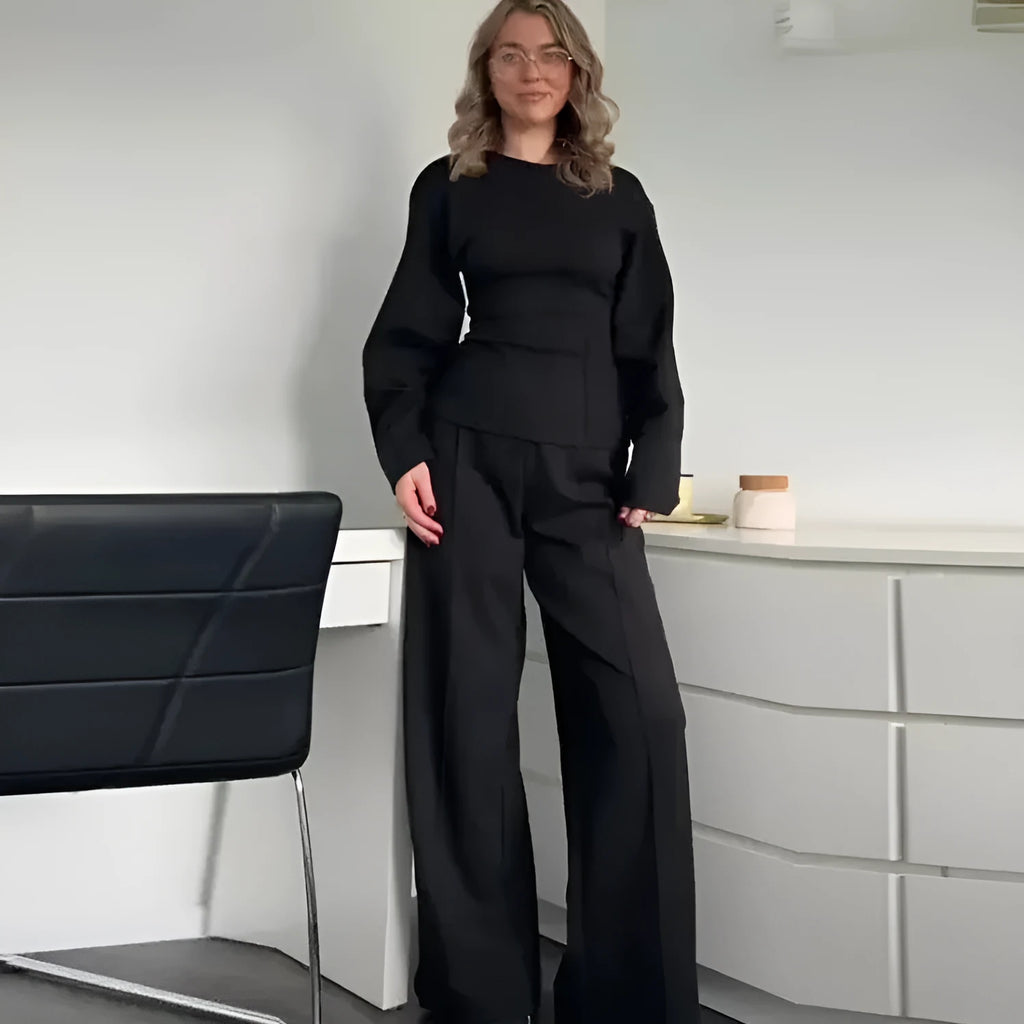 Women's fleece two-piece suit with O-neck top and wide leg trousers in multiple colour options