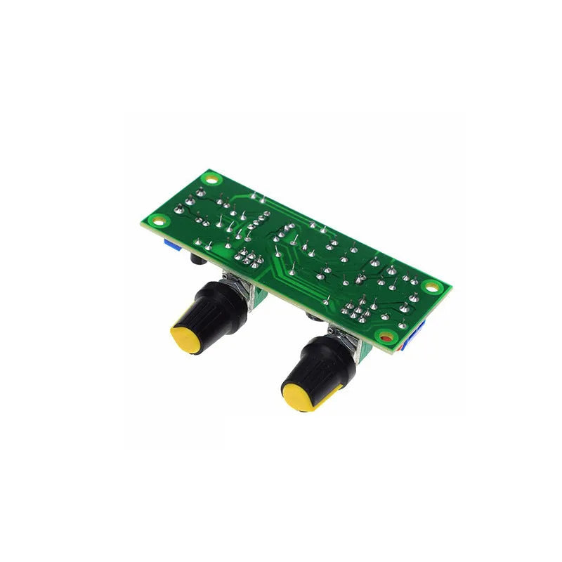 Single power supply 10-24V super dynamic bass boost front stage circuit board on a white background.