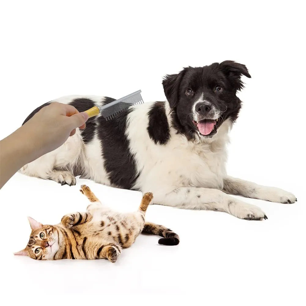 Wooden handle pet grooming comb for dogs and cats, showing rounded teeth.