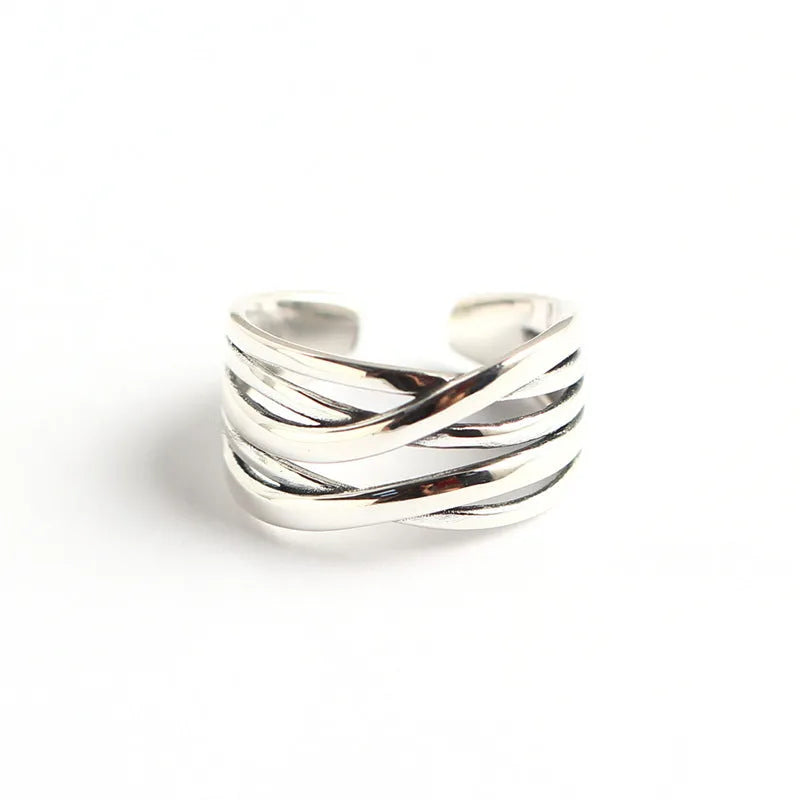S925 sterling silver vintage weave ring for women, retro silver finish with textured weave pattern on plain background
