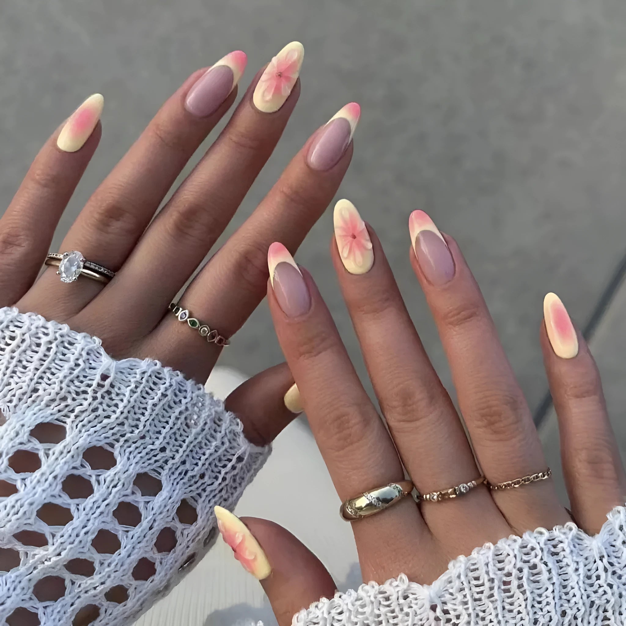 False nails with 3D cartoon flower pattern and detachable plastic armour pieces