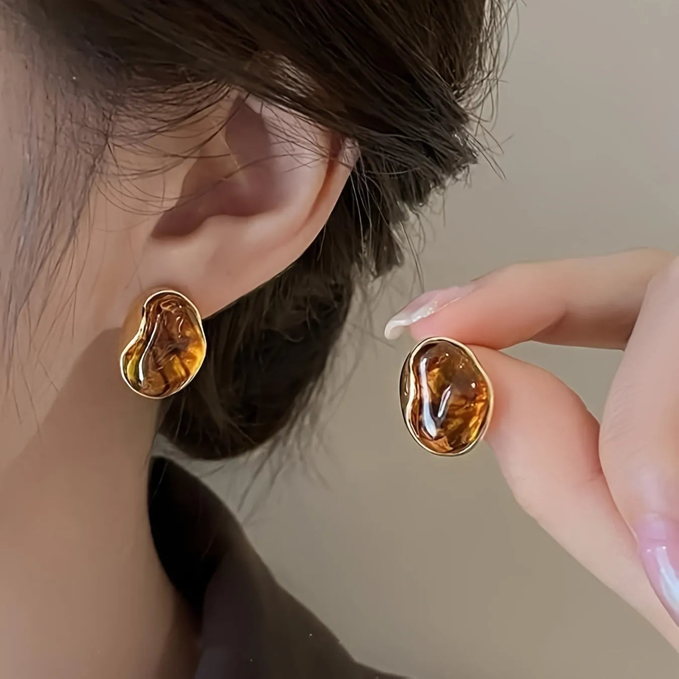 Set of three geometric women's earrings with electroplated alloy and tassel detailing