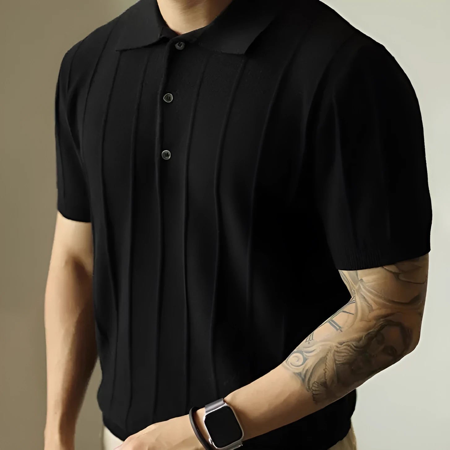 Men's solid colour loose fit polyester t-shirt in black, front view, basic pullover style for casual wear
