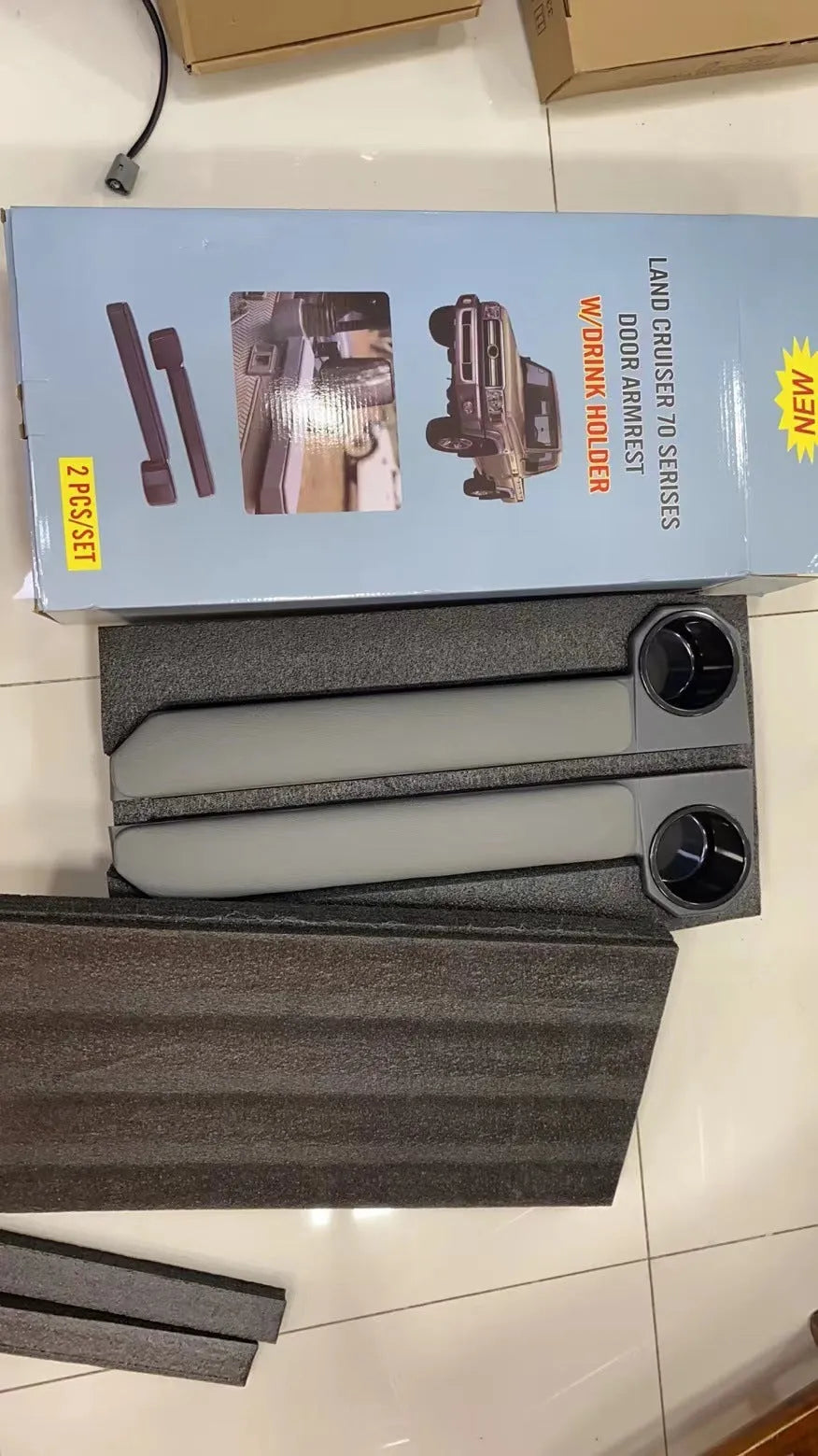 Grey car door ring frame armrest handrail with magnetic suction, set of two pieces for vehicle entry support