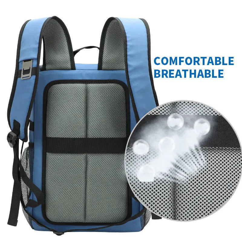 Breathable waterproof insulated backpack with bottle opener in black, 20L cloth construction
