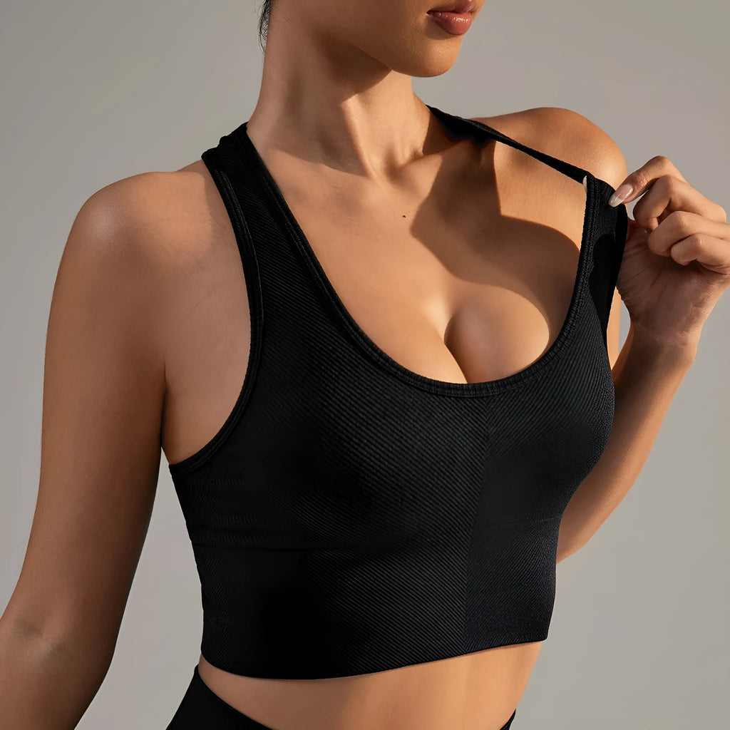 Quick-drying breathable sports bra for women in black with cross back design