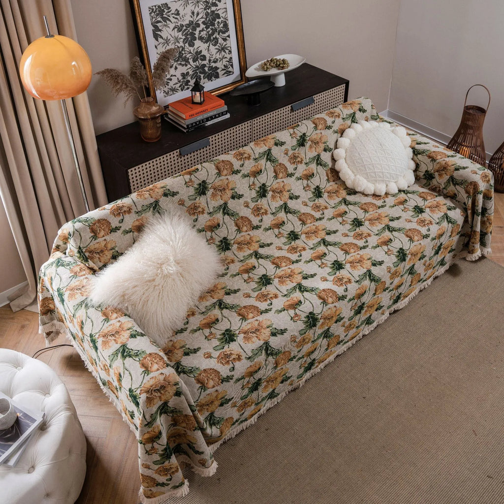 American country-style jacquard floral pattern sofa cover in thick retro fabric.