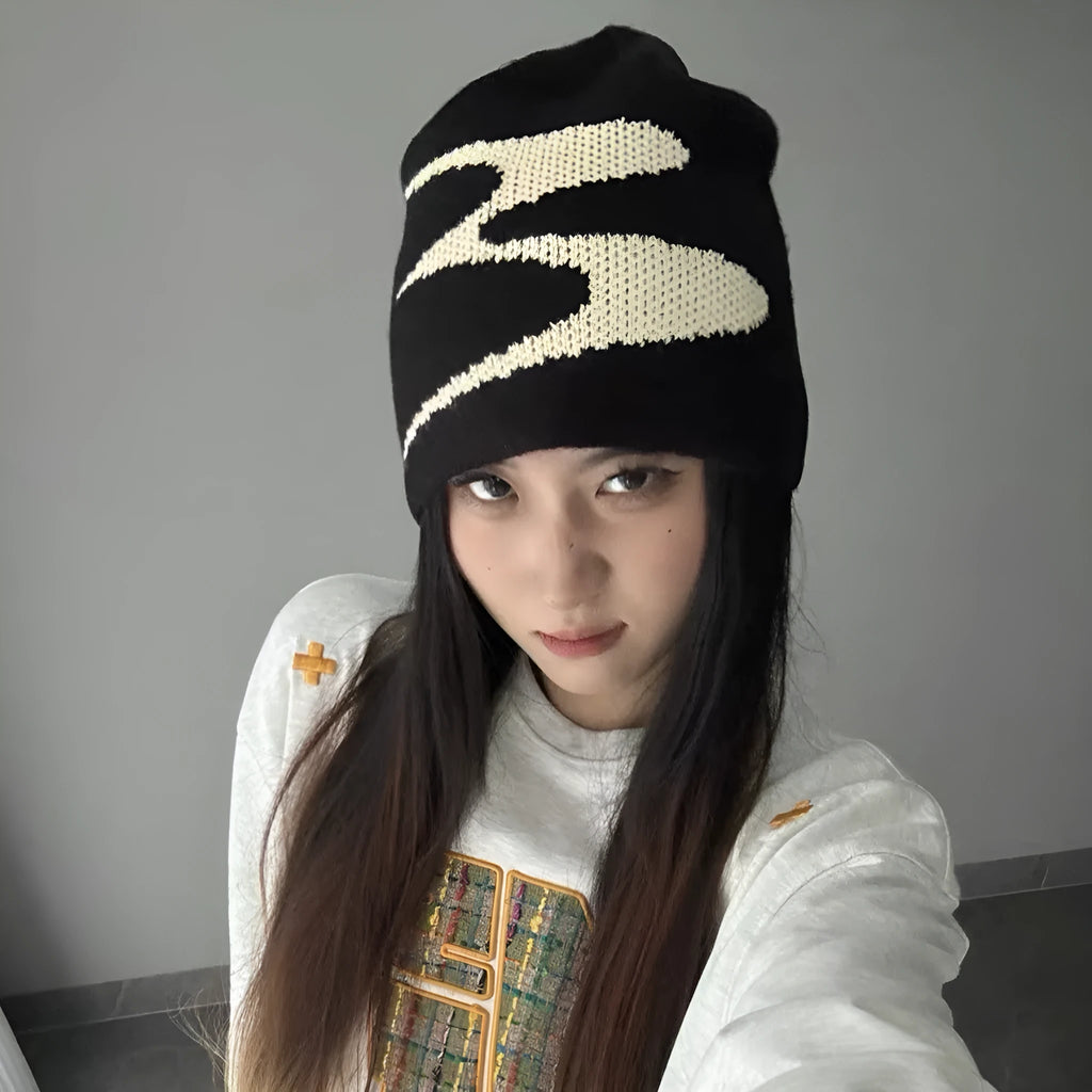 Acrylic thermal beanie hat for men and women in black, grey, or white