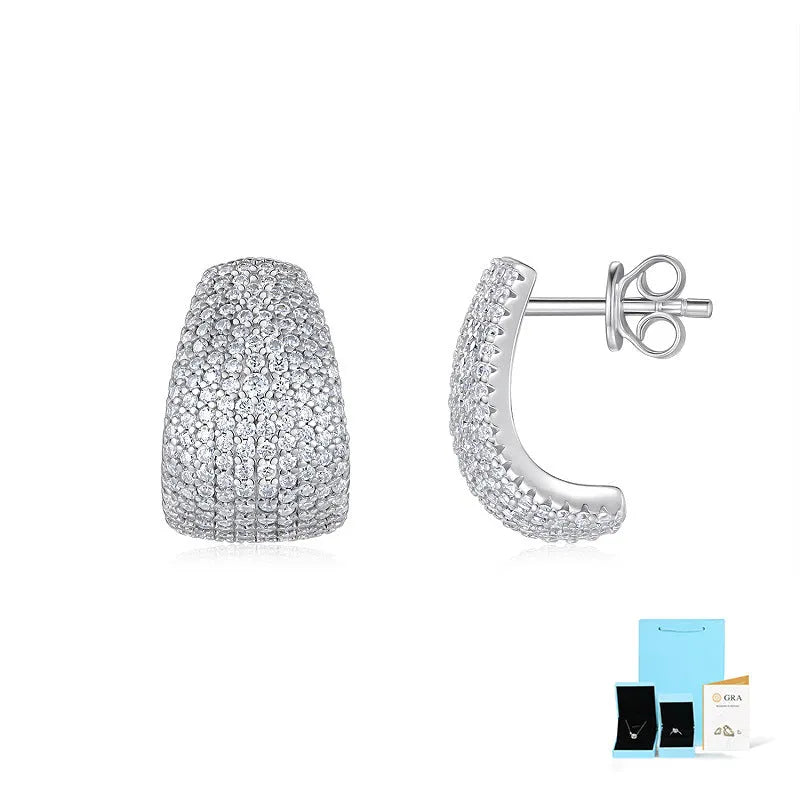Geometric S925 sterling silver ear studs with D-E colour moissanite stones