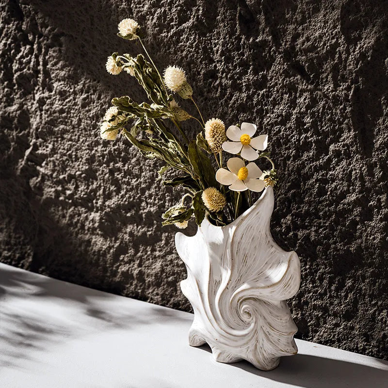 Ceramic vase with coloured glaze finish in European retro style design