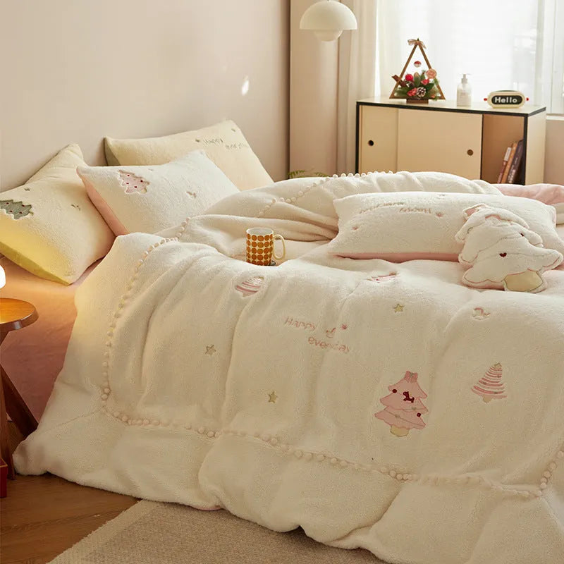 Princess style milk fibre bedding set with reactive printed Christmas tree pattern on quilt cover